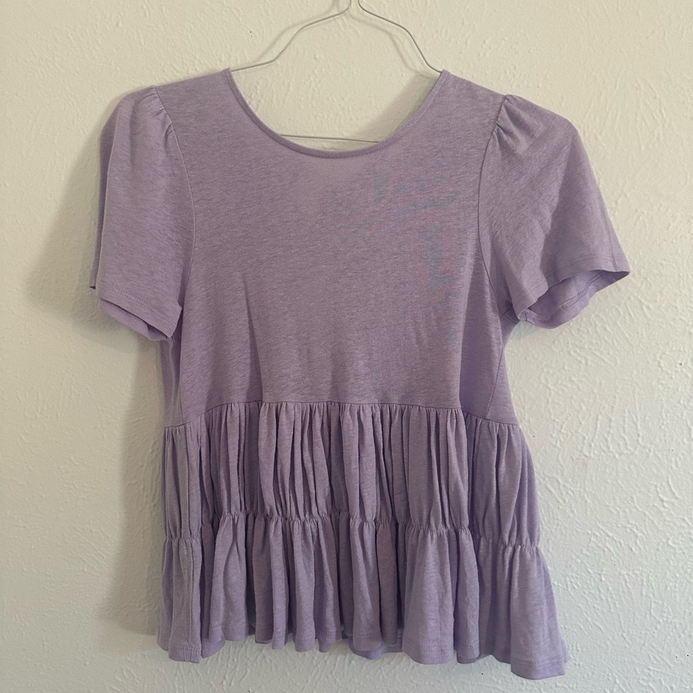 Gorgeous purple T that could be styled up or down!!